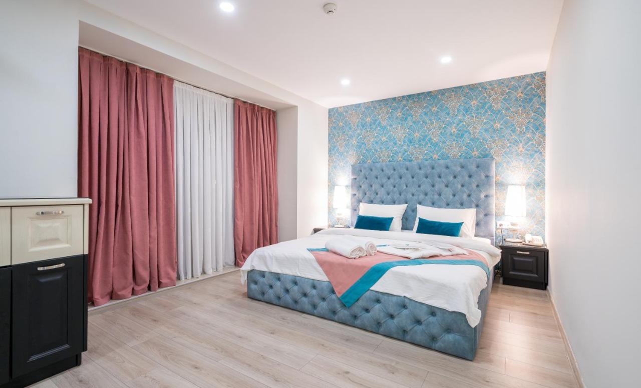 Capitol Hotel By Umbrella Tbilisi Eksteriør bilde